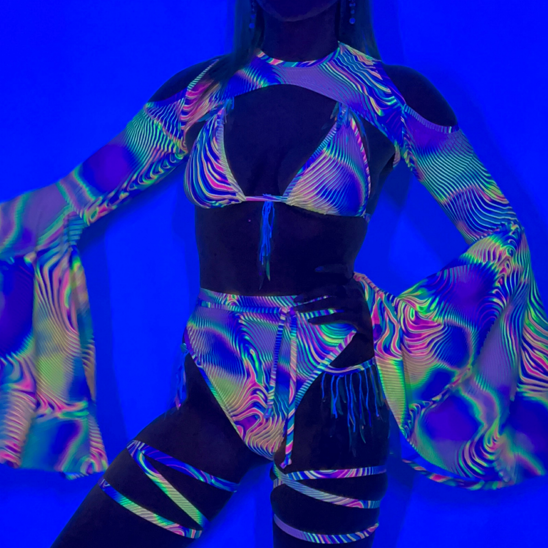 Open Shoulder Extreme Crop Top